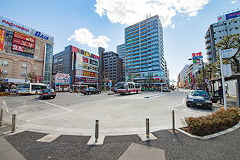 調布駅前